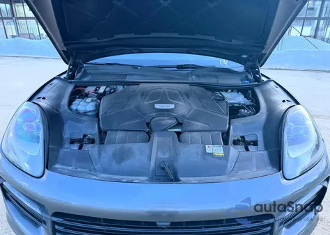 2021 Porsche Cayenne z USA, uszkodzony, nr VIN WP1AA2AY5MDA09615